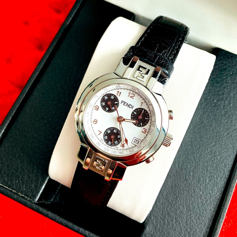 Authentic FENDI watch UNISEX 🔥🔥